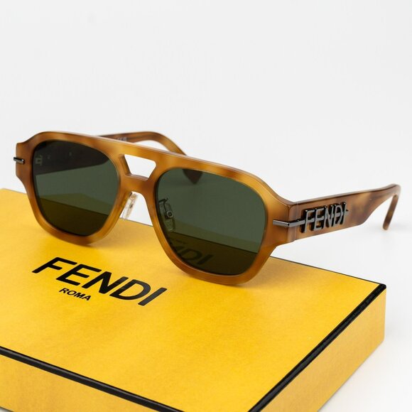 Fendi FENDIGRAPHY Men Sunglasses Square Havana Green FE40130F 55N BRAND NEW - Picture 1 of 10
